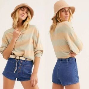 Free People We‎ the Free Bridgette Exposed Button Fly High Rise Denim Shorts 28